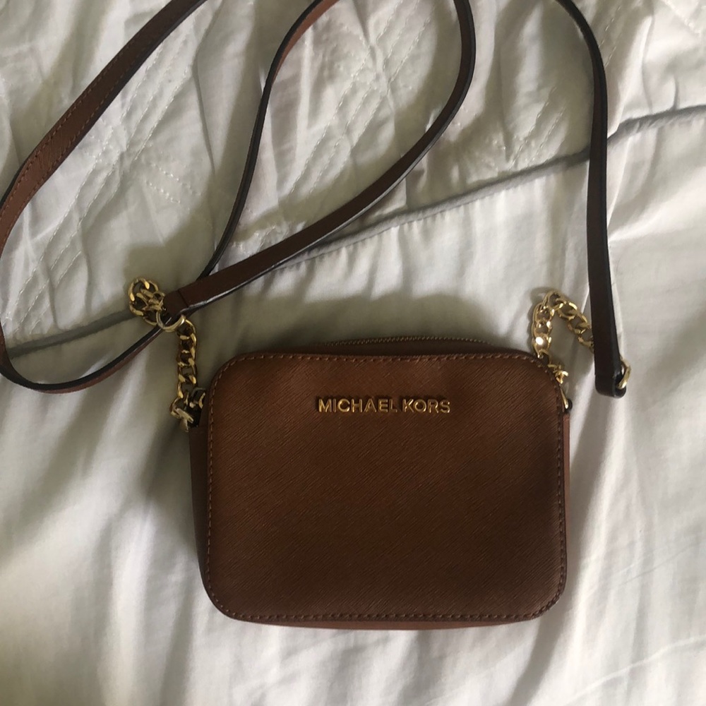 Michael kors small crossbody